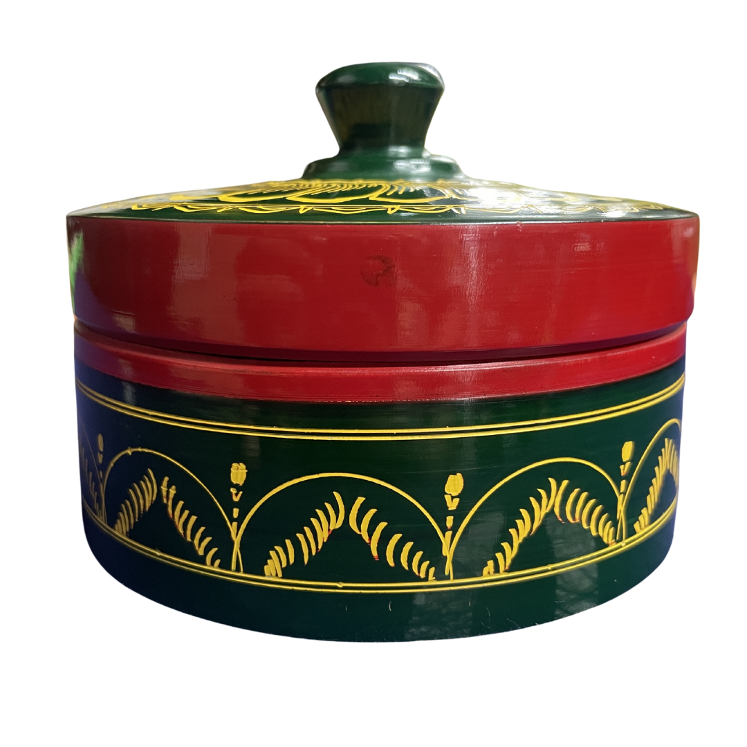 Traditional Sri Lankan Handmade Lacquer (Laksha) Wooden Box – Authentic Artisan Craft | 5" Dia × 3.5" Height