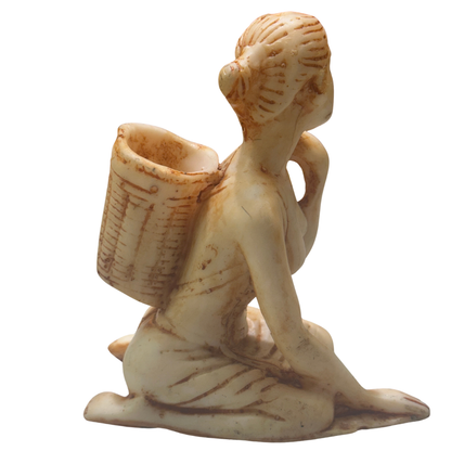 🍃 Handmade Polystone Tea Plucker Figurine – Traditional Tea Picker Statue