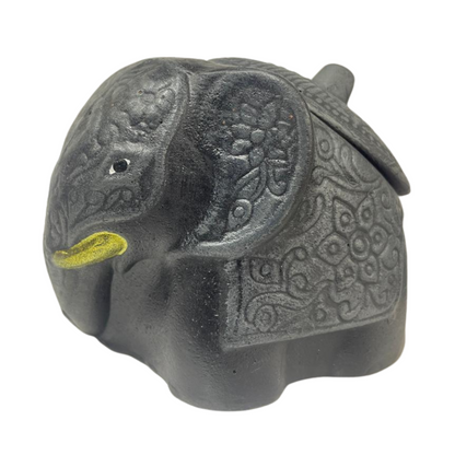 Handmade Elephant-Shaped Clay Tea Container – 3.5" with Lid – Sri Lanka