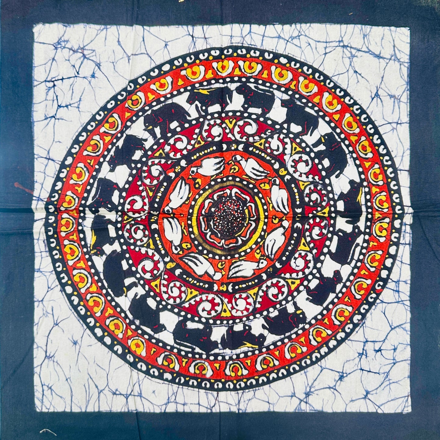 Handmade Sri Lankan Batik Wall Art – Sandakada Pahana Moonstone Motif | 44 × 44 cm